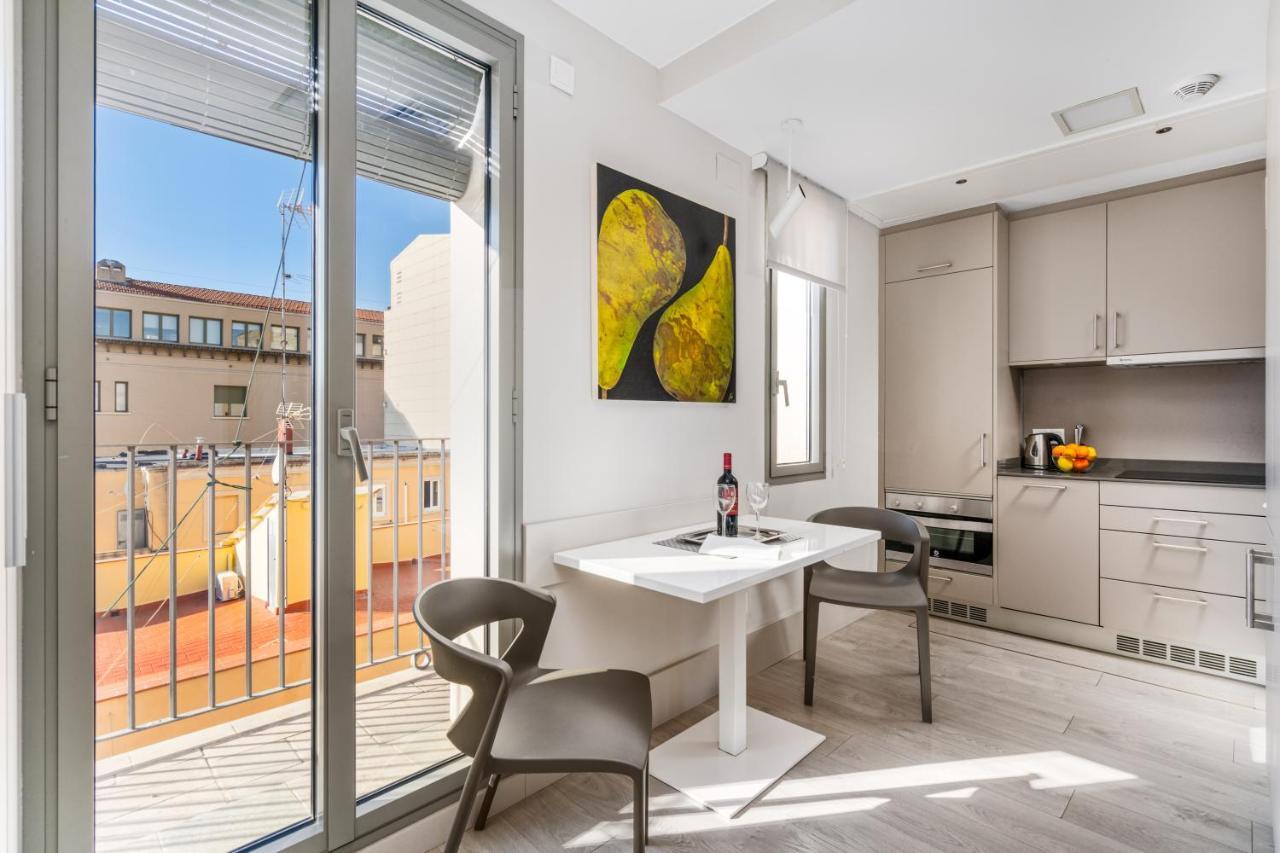 Kronos On The Beach Suite 4 Barcellona Esterno foto